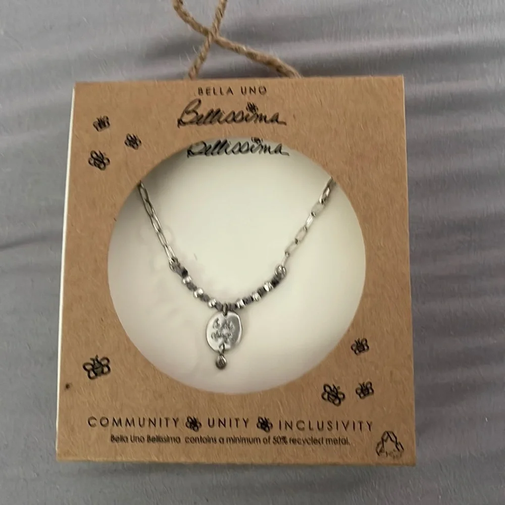 Pick 3/$20 NWT BELLA UNO BELLISSIMA “Be the Change” - Picture 2 of 4